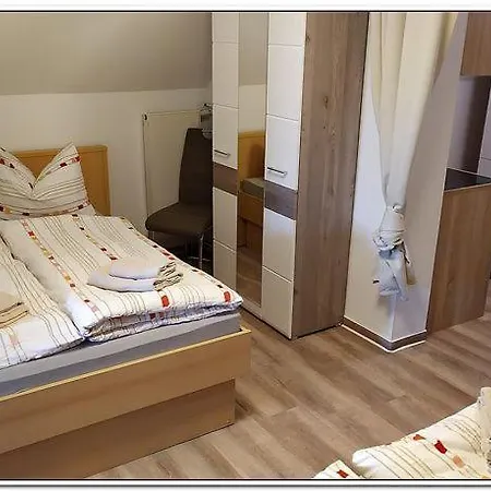 Suderhaus Hiddensee * Neuendorf (Hiddensee)