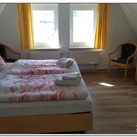 Suderhaus Hiddensee * Neuendorf (Hiddensee)